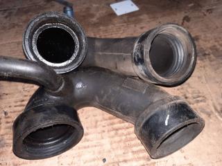 патрубок воздушного фильтра Renault Clio 2 поколение [рестайлинг] 2003, 1.2 л., бензин, 7700109592