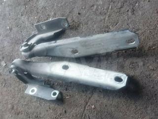 петля капота Audi A6 4B/C5 2000, 4B0823301D