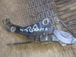 петля капота правая Mini Cooper 2 поколение 2008