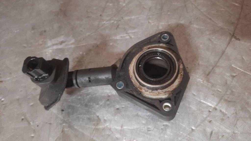 подшипник выжимной Mazda 3 BK 2005, 1.6 л., дизель, МКПП, 3M517A564BE - фото №1