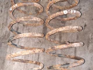 пружина Toyota Yaris P1 2001, 1.3 л., бензин, МКПП, хетчбэк 3 дв.