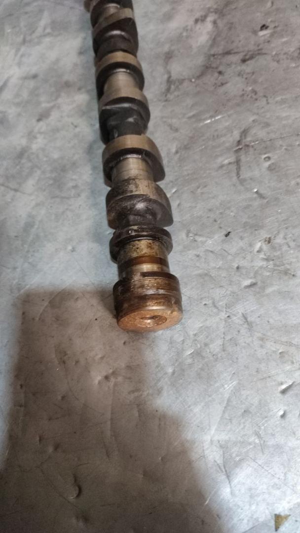 распредвал Peugeot 307 1 поколение 2003, 1.6 л., бензин - фото №1