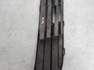 заглушка (решетка) в бампер Volkswagen Polo 4 поколение [рестайлинг] 2008, 6Q0853665D