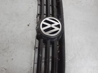 решетка радиатора Volkswagen Polo 4 поколение 2005, 6Q0853653