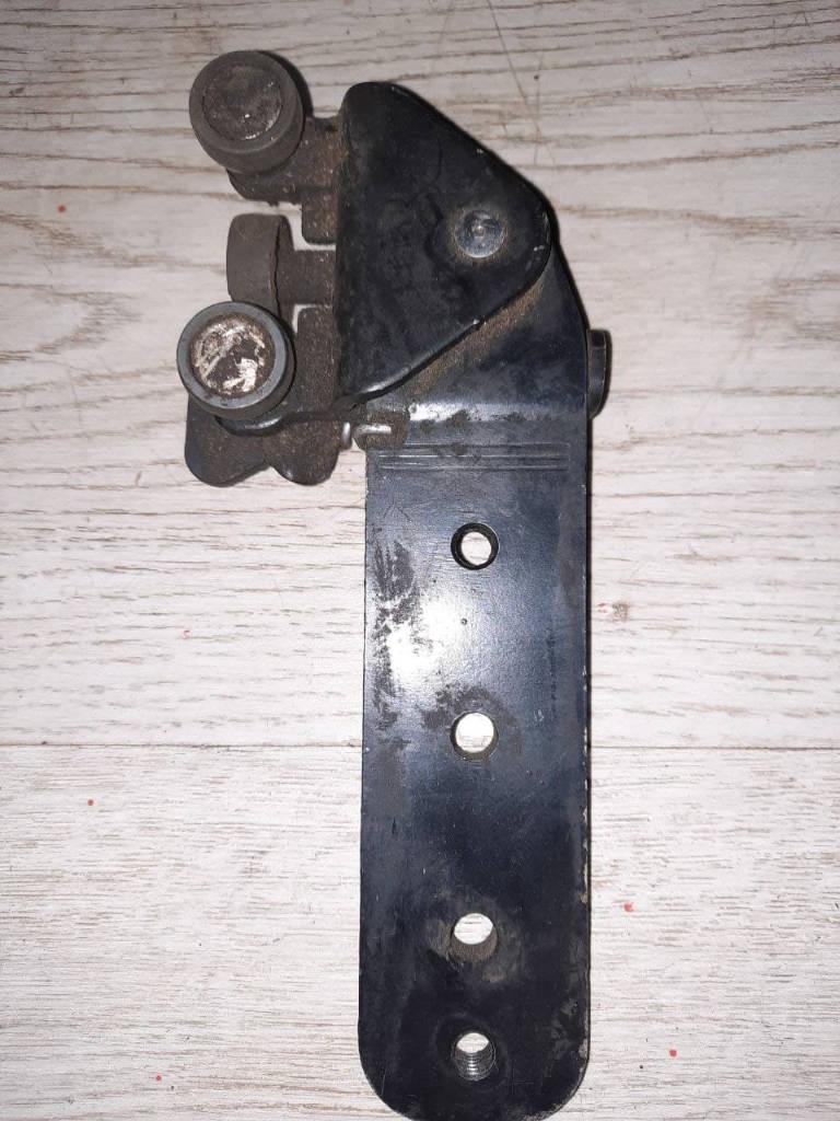 ролик двери сдвижной Citroen Nemo 1 поколение 2012 - фото №1