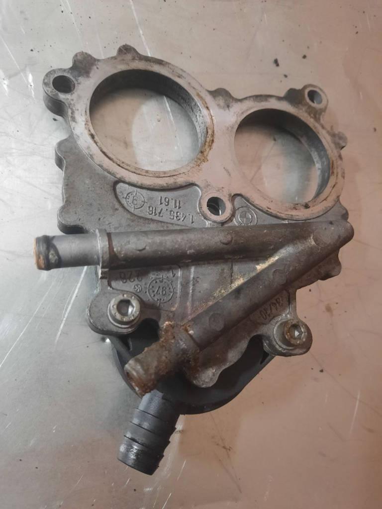 маслоотделитель (сапун) BMW 3 серия E46 1999, 1.8 л., бензин, 14357161161 - фото №1