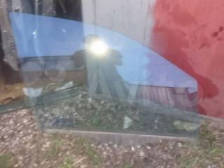 стекло двери передней правой Mitsubishi Space Wagon 3 поколение (Typ N50) 2000