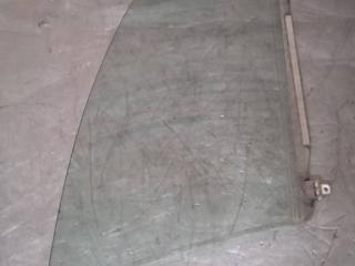 стекло двери передней правой Toyota Corolla Verso 1 поколение 2003