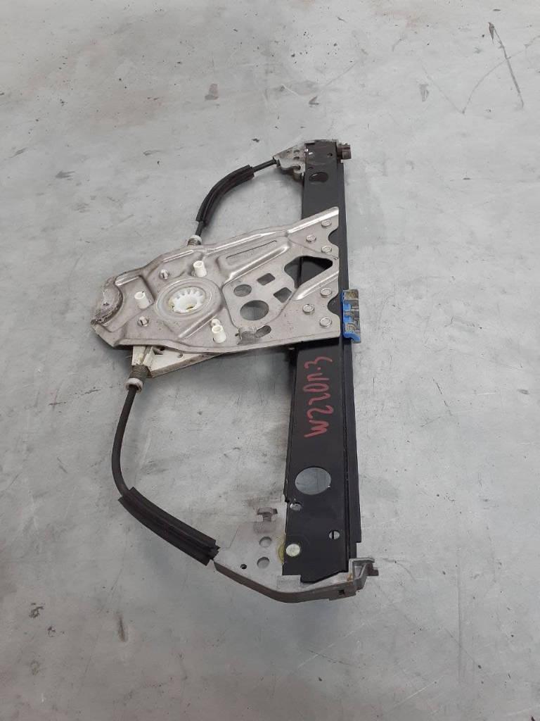 стеклоподъемник задний левый Mercedes-Benz S-Класс W220 1999 - фото №1