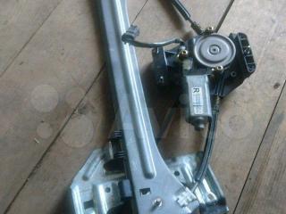 стеклоподъемник задний правый Chrysler PT Cruiser 1 поколение 2002