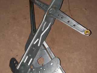 стеклоподъемник передний правый Opel Corsa B 1996, хетчбэк 5 дв.