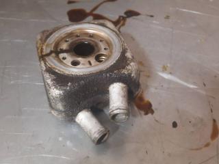 радиатор масляный Volkswagen Golf 4 поколение 2000, 1.6 л., бензин