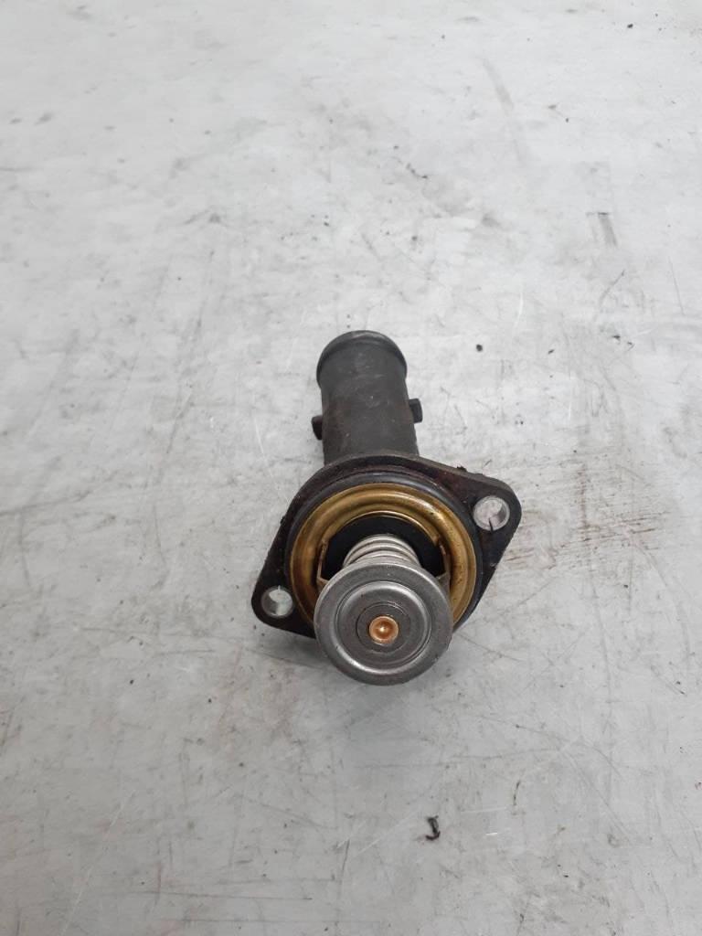 термостат Skoda Fabia 2 поколение (5J) 2008, 1.9 л., BLS, дизель, 045121121A - фото №1