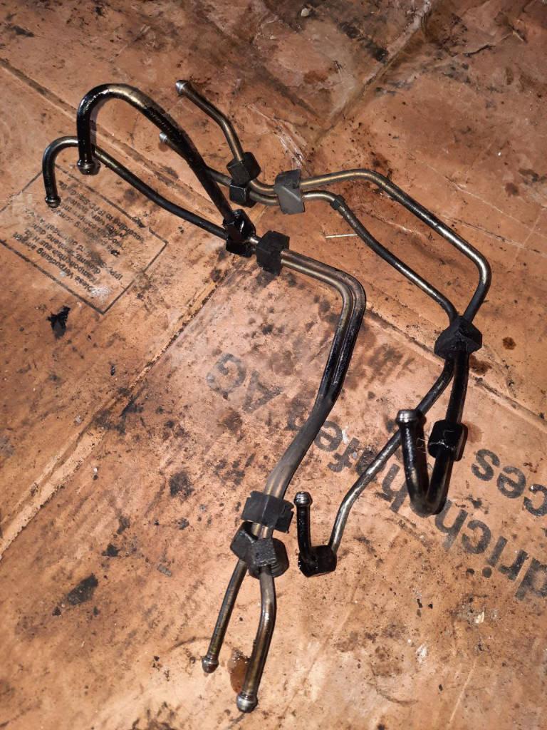 трубка топливная Peugeot 407 1 поколение 2005, 1.6 л., дизель - фото №1