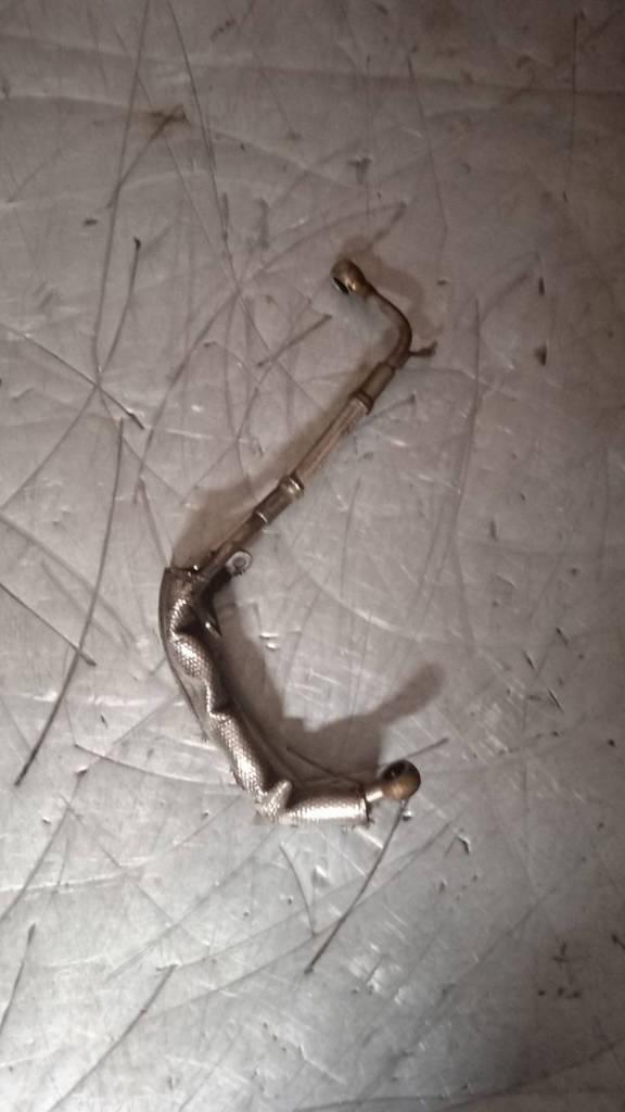 масляная трубка турбины Volkswagen Passat B6 2006, 2.0 л. - фото №1