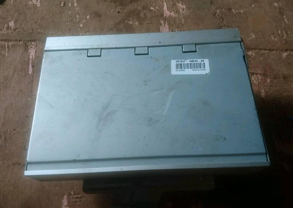 усилитель музыкальный Chrysler Sebring 3 поколение 2008, VP7C1F18B849AK, VP7C1F-18B849-AK - фото №1