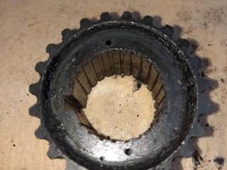 шестерня (звездочка) коленвала Mitsubishi Carisma 1 поколение [рестайлинг] 2001, 1.8 л., бензин