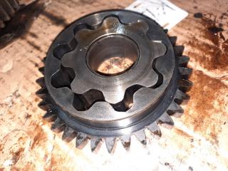 шестерня привода масляного насоса MAN TGA 1 поколение 2005, 51051040246, 51.05104.0246, 51.05104-0233