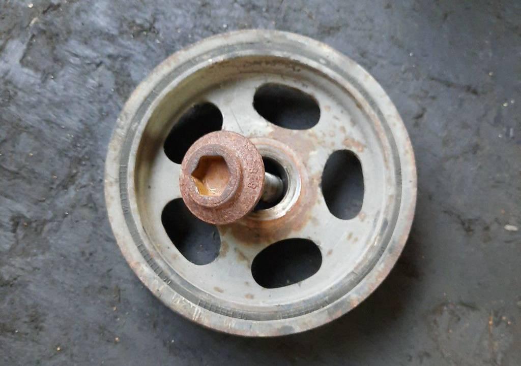 шкив коленвала Mitsubishi Colt 6 поколение (Z20/Z30) 2005, 1.5 л., дизель - фото №1