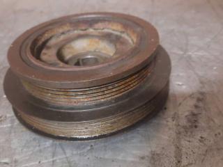 шкив коленвала Toyota Corolla Verso 1 поколение 2003, 2.0 л., дизель