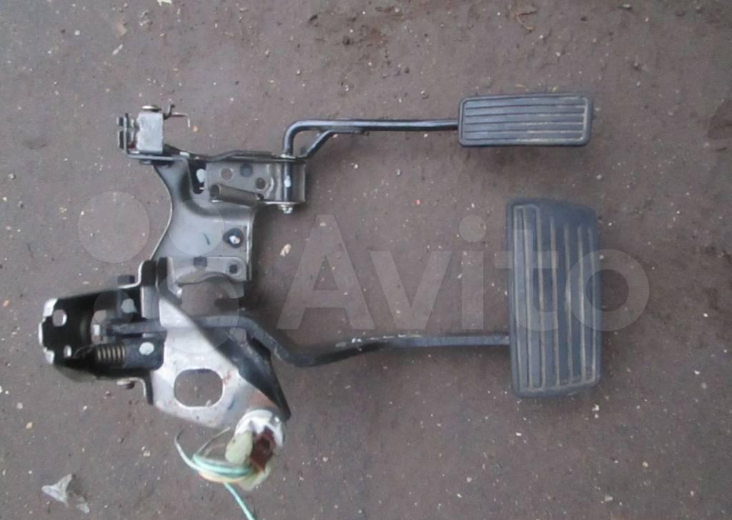 педаль тормоза газа Honda Shuttle 1 поколение 2000, 2.3 л., бензин, АКПП - фото №1