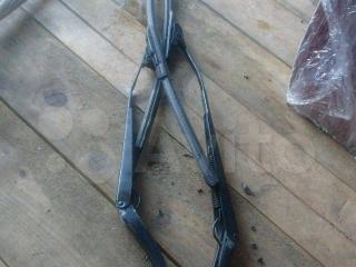 щеткодержатель (поводок стеклоочистителя, дворник) Chrysler PT Cruiser 1 поколение 2002