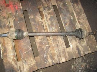 полуось передняя правая (приводной вал, ШРУС) Smart Fortwo 1 поколение 2001, 0.6 л., бензин, МКПП, 0003233V011000000