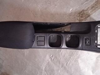 подлокотник Nissan Primera P12 P12E 2003, 1.9 л., F9Q, дизель, МКПП, универсал, 95965AV900