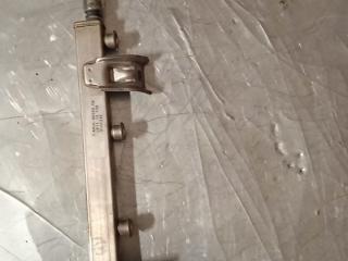 топливная рампа Ford Focus 2 поколение 2005, 1.8 л., бензин, МКПП, 4M5G9D280DA, L81113150