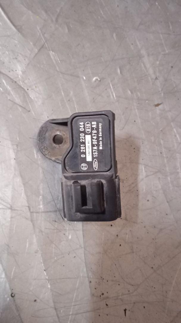 датчик абсолютного давления Ford Focus 2 поколение 2005, 1.8 л., бензин, МКПП, 261230044, 1S7A8F479AB - фото №1