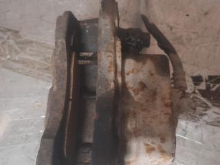 суппорт передний правый Mitsubishi Space Runner 2 поколение 1999, 2.0 л., бензин, МКПП