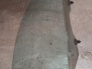 стекло двери передней правой Nissan Primera P12 2003