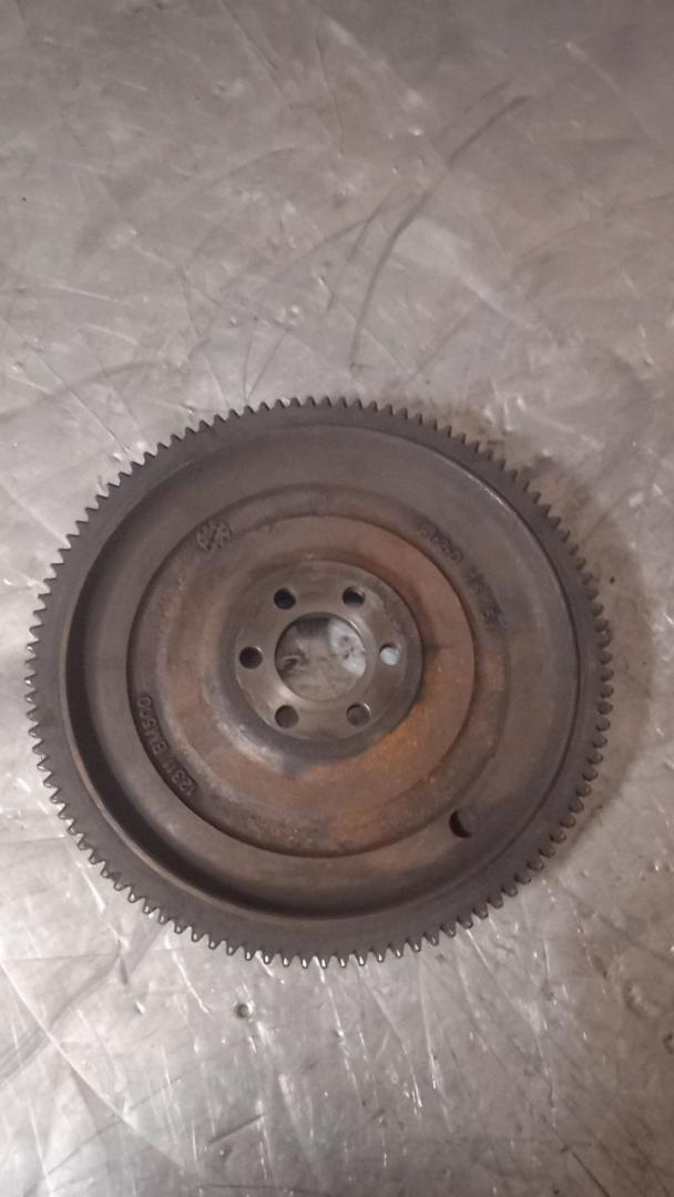 маховик Nissan Almera N16 2000, 1.5 л., бензин, МКПП, 12311BM500 - фото №1