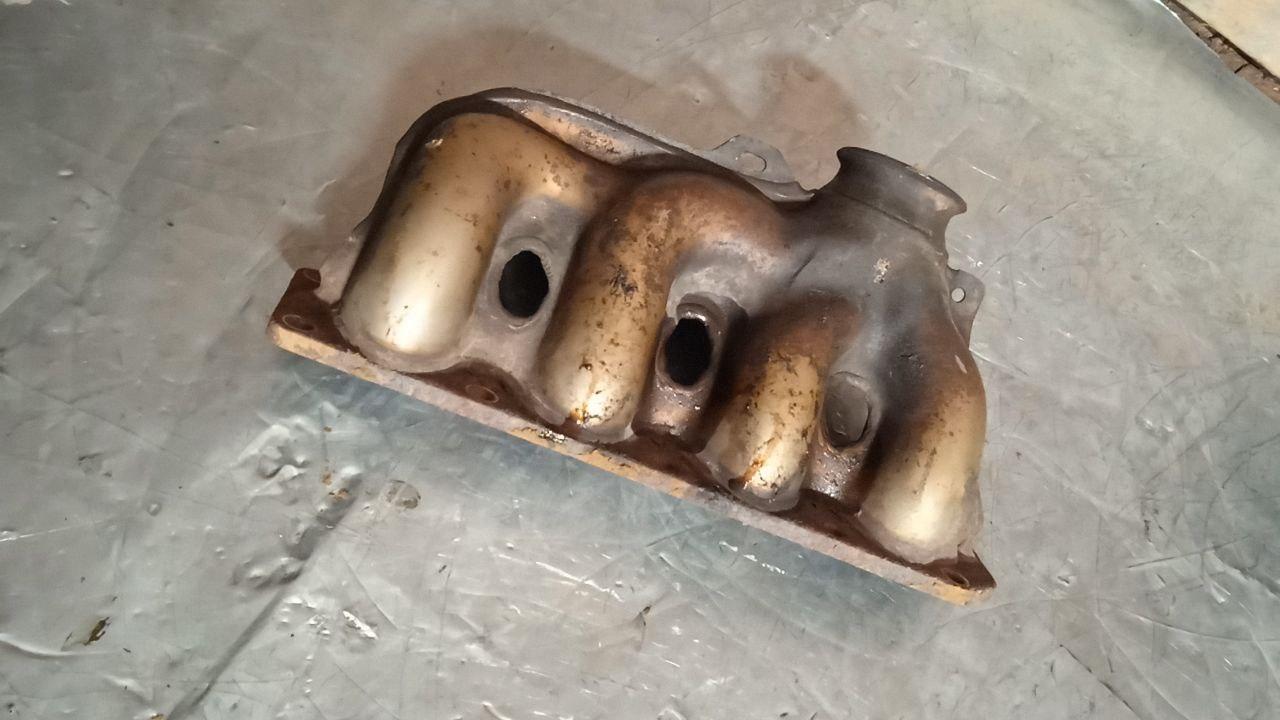 коллектор выпускной Citroen Xsara Picasso 1 поколение 2003, 2.0 л., бензин, 0341J1 - фото №1