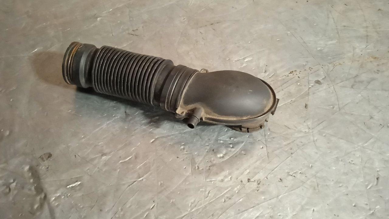 патрубок воздушного фильтра Citroen Xsara Picasso 1 поколение 2003, 2.0 л., бензин, 9626465080 - фото №1