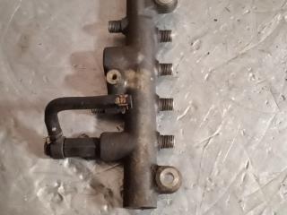 топливная рампа Mazda 6 GG 2004, 2.0 л., бензин, RF7J13GC0