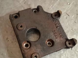 кронштейн компрессора кондиционера Mazda 6 GG 2004, 2.0 л., бензин