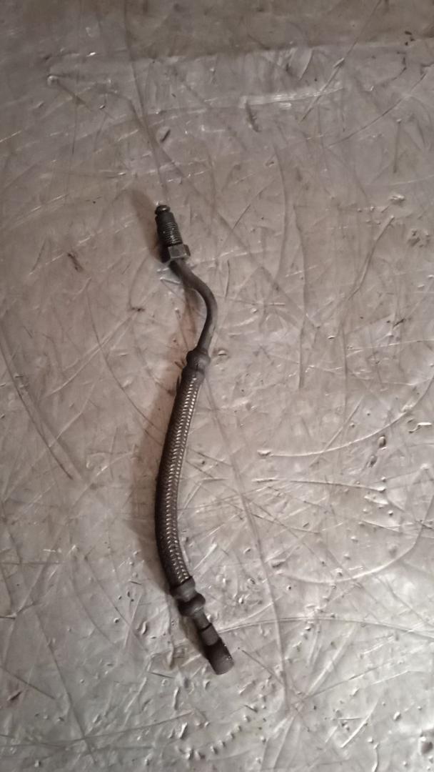 масляная трубка турбины Citroen Berlingo 1 поколение (M49) 2002, 2.0 л., дизель - фото №1