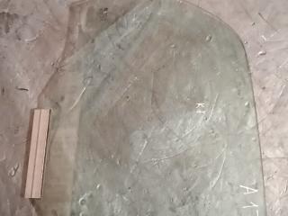 стекло двери задней правой Opel Corsa C 2002, хетчбэк 5 дв.