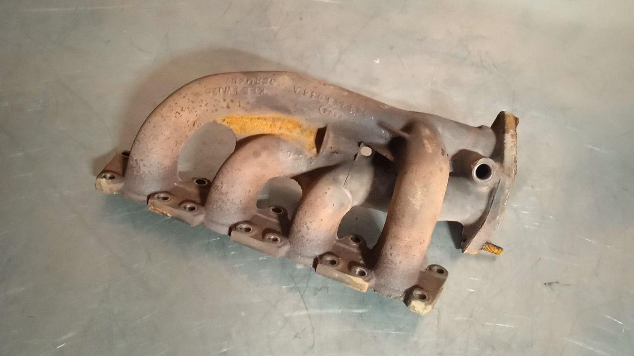 коллектор выпускной Volkswagen Passat B5 1999, 1.8 л., бензин, 058253033A - фото №1