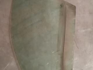 стекло двери передней левой Skoda Octavia 1 поколение (A4) [рестайлинг] 2003, хетчбэк 5 дв.