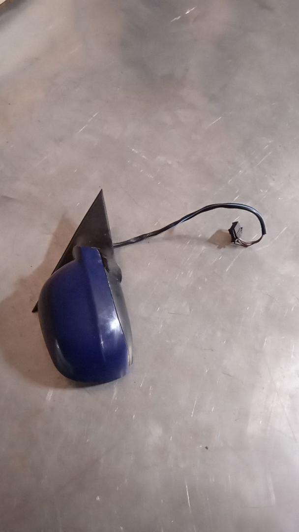 зеркало наружное правое Volkswagen Passat B5 1999 - фото №1