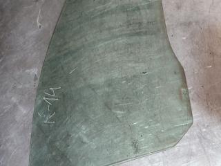 стекло двери передней правой Ford Focus 2 поколение 2005, хетчбэк 5 дв.