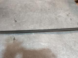 Уплотнитель стекла Toyota Yaris P1 2003, хетчбэк 3 дв.