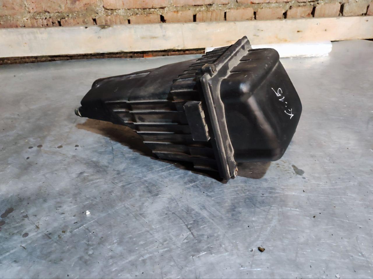 корпус воздушного фильтра Peugeot 206 1 поколение 1999, 1.6 л., бензин, 9634107180, 9623543480, 9628426980, 9622031480, 96284227080, 96341070880, 9636987580, 9636987680 - фото №1