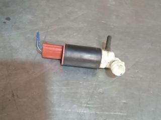 насос (моторчик) омывателя стекла Toyota Yaris P1 2003