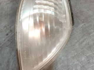 поворотник правый Nissan Almera N16 2000