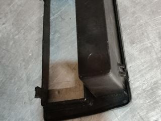 рамка торпедо Toyota Yaris P1 2003