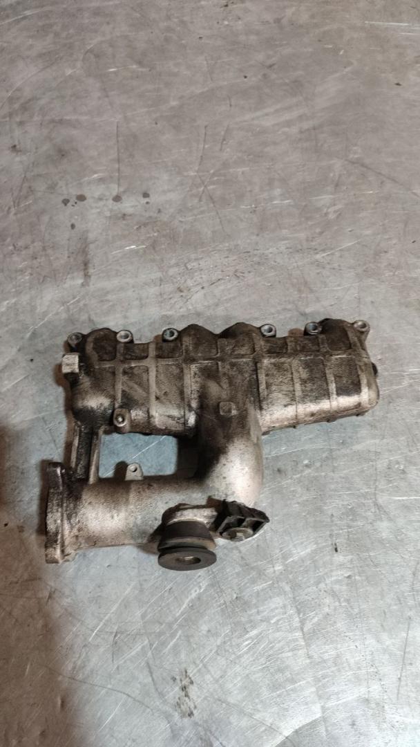 коллектор впускной Skoda Fabia 1 поколение (6Y) 2001, 1.9 л., дизель, 038129713J - фото №1