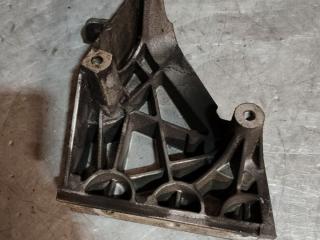 кронштейн двигателя Skoda Fabia 1 поколение (6Y) 2001, 1.9 л., дизель, 038199207AJ